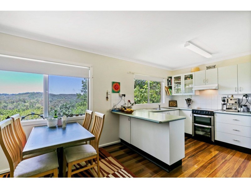 30 Crescent Road, Eumundi QLD 4562