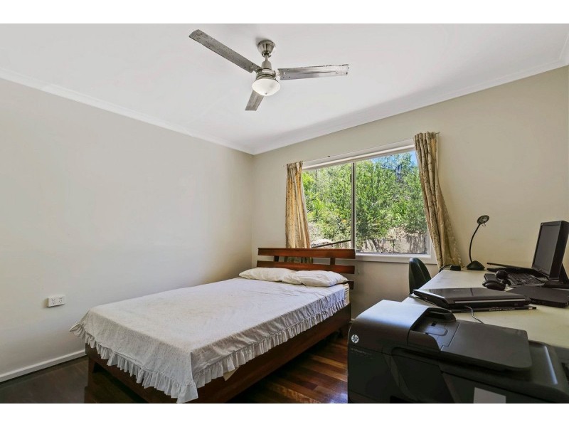 30 Crescent Road, Eumundi QLD 4562