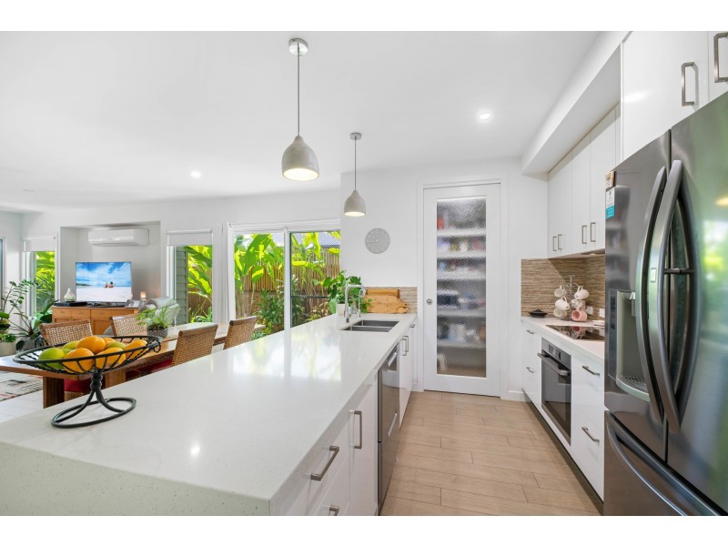 13 Flame Tree Avenue, Sippy Downs QLD 4556