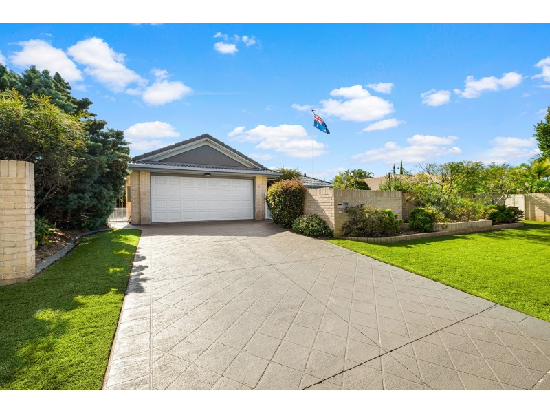 7 Firefly Street, Pelican Waters QLD 4551