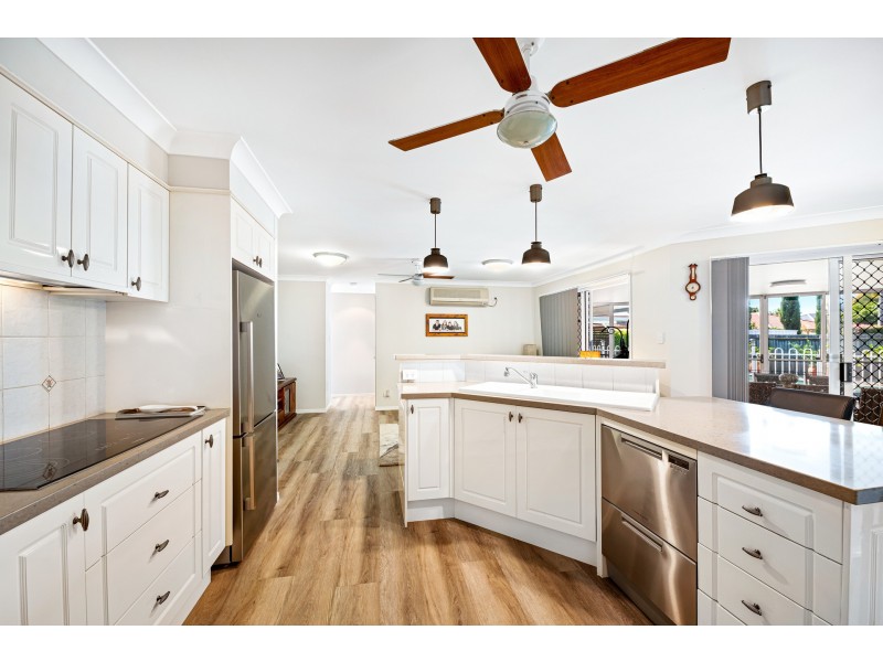 7 Firefly Street, Pelican Waters QLD 4551