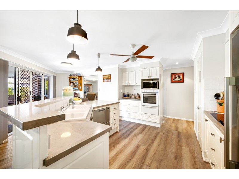 7 Firefly Street, Pelican Waters QLD 4551