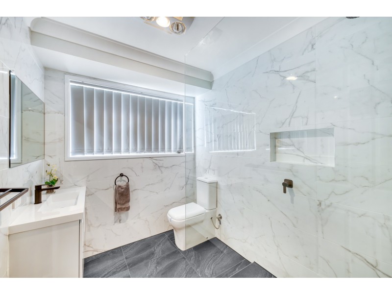 7 Firefly Street, Pelican Waters QLD 4551