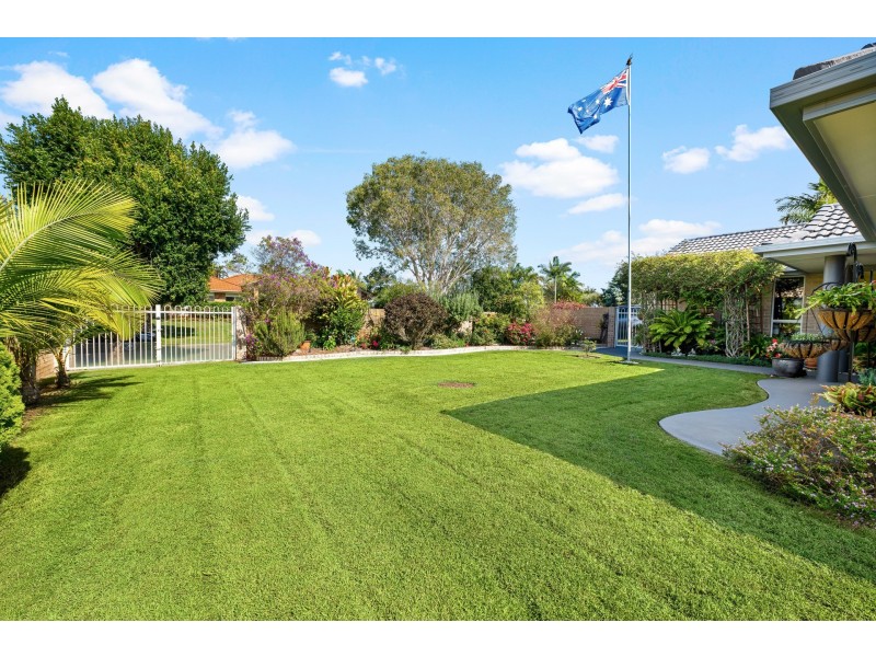 7 Firefly Street, Pelican Waters QLD 4551