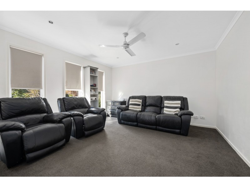 17 Clarence Place, Sippy Downs QLD 4556