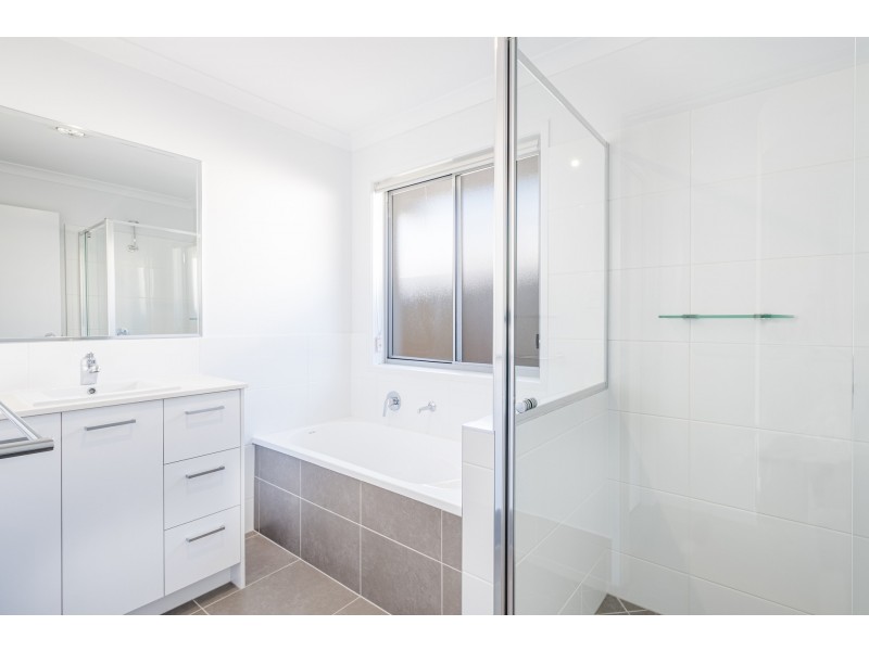 36 Creekside Drive, Nambour QLD 4560