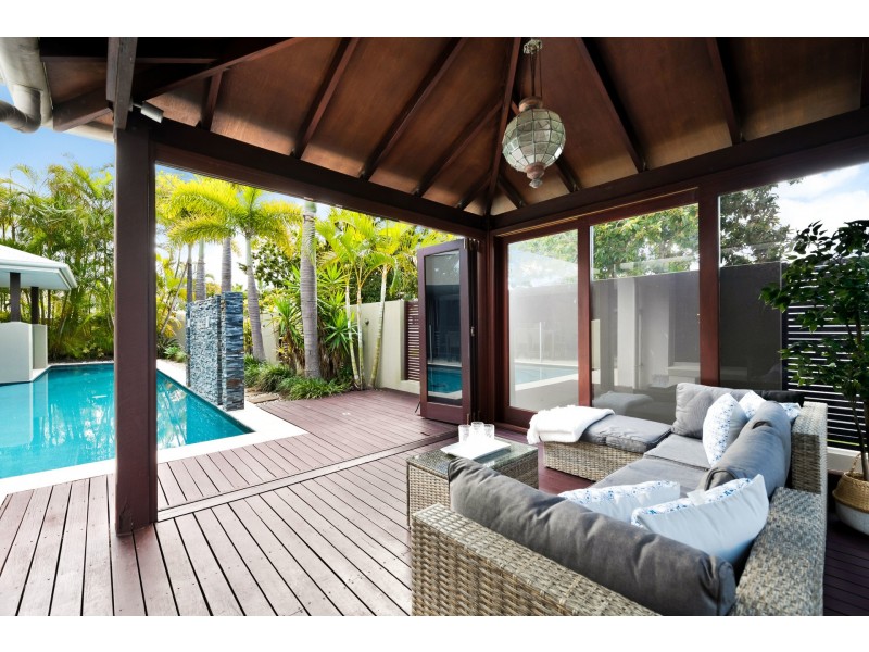 10 Cuba Court, Kawana Island QLD 4575