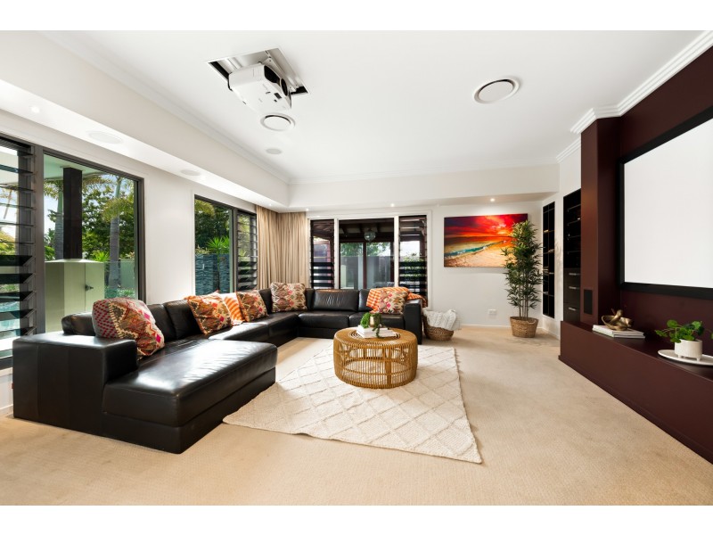 10 Cuba Court, Kawana Island QLD 4575
