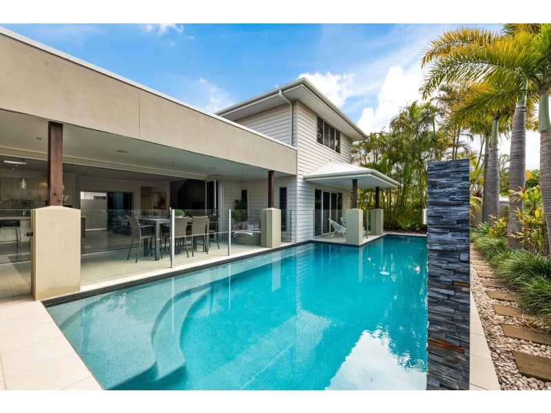 10 Cuba Court, Kawana Island QLD 4575
