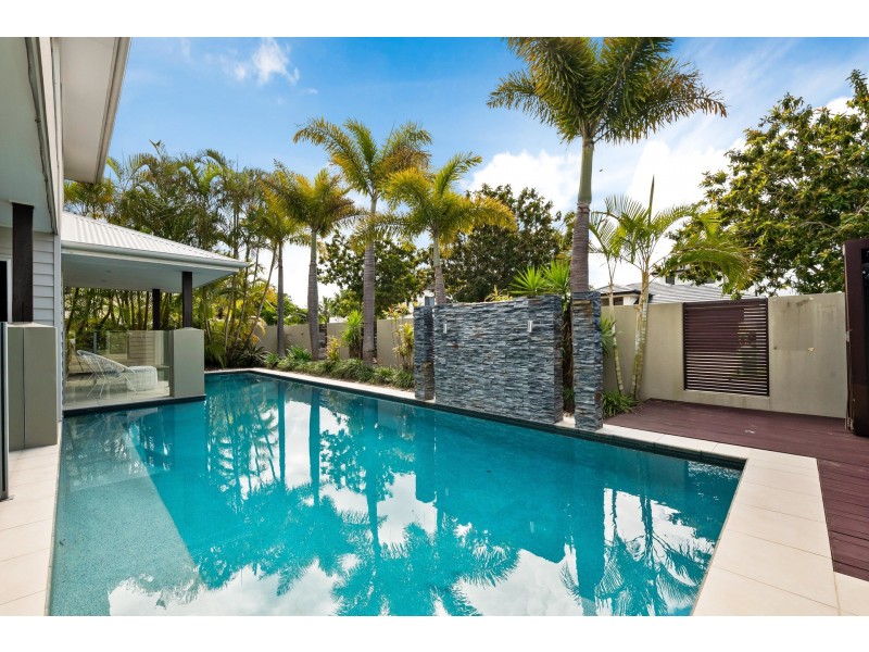 10 Cuba Court, Kawana Island QLD 4575