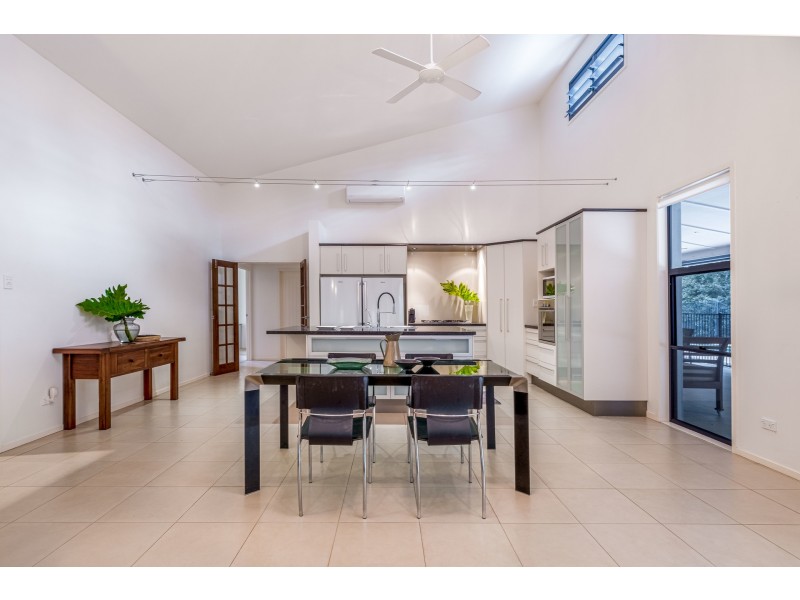 10 White Cloud Lane, Palmwoods QLD 4555