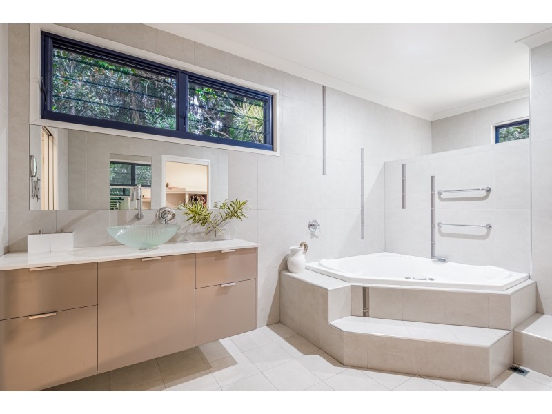 10 White Cloud Lane, Palmwoods QLD 4555