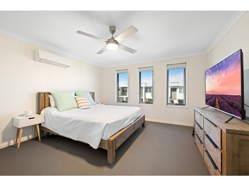 18 Panama Crescent, Mountain Creek QLD 4557