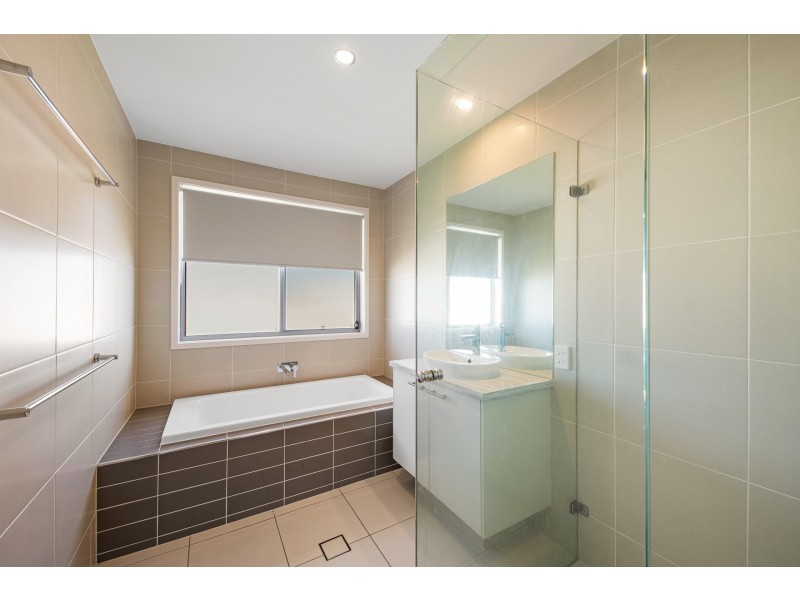 18 Panama Crescent, Mountain Creek QLD 4557