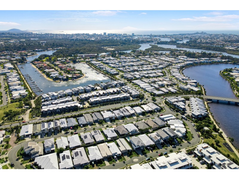 18 Panama Crescent, Mountain Creek QLD 4557