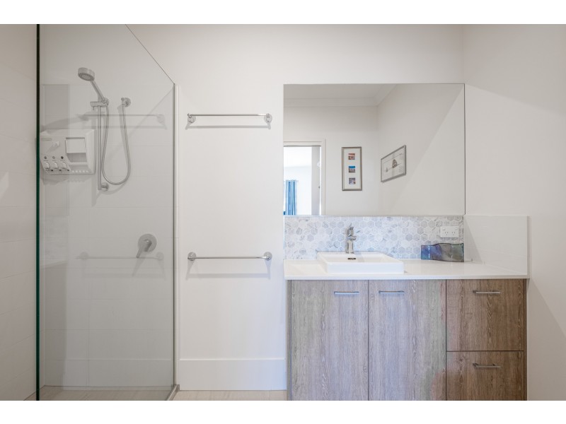 223 Paradise Circuit, Maroochydore QLD 4558