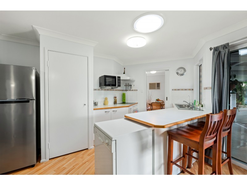 1 Holyn Close, Woombye QLD 4559