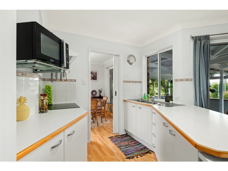 1 Holyn Close, Woombye QLD 4559