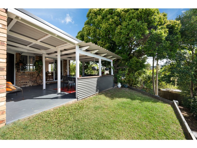 1 Holyn Close, Woombye QLD 4559