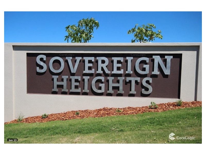 18 Excalibur Crescent, Southside QLD 4570