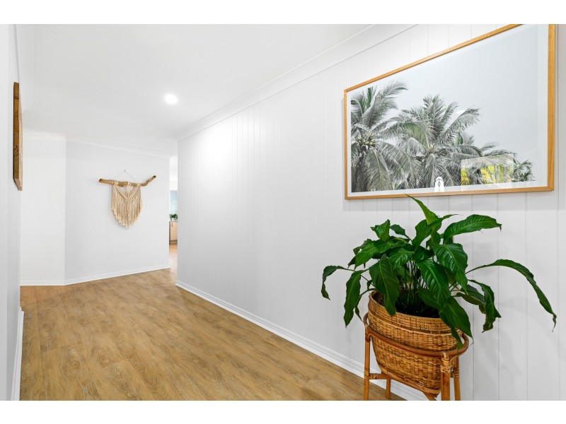 12 Firefly Street, Pelican Waters QLD 4551