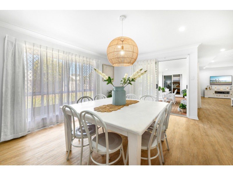 12 Firefly Street, Pelican Waters QLD 4551