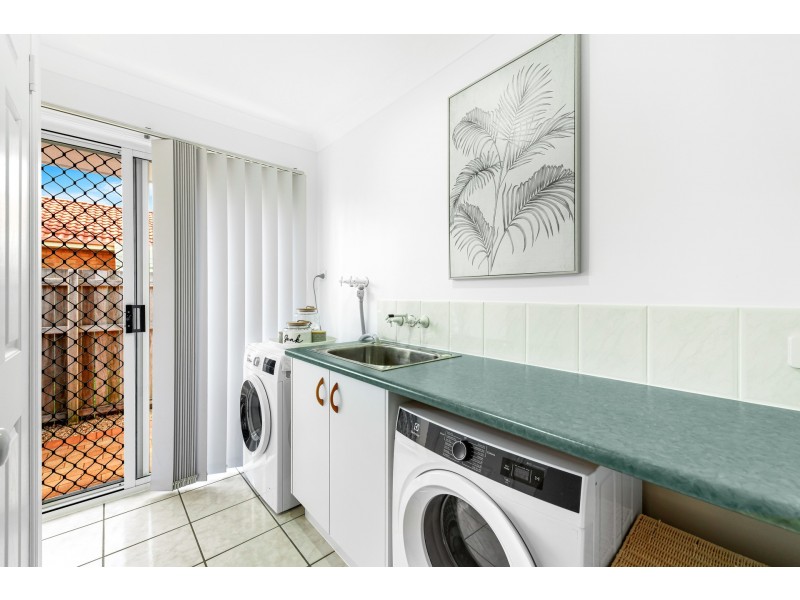 12 Firefly Street, Pelican Waters QLD 4551