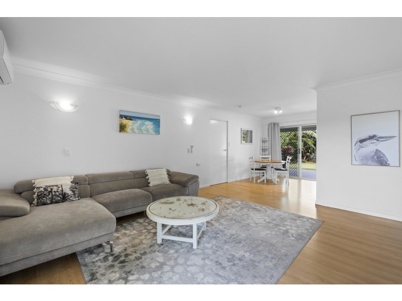 32 Kowonga Street, Pacific Paradise QLD 4564