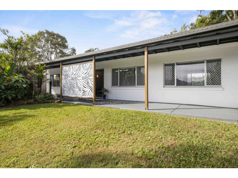 32 Kowonga Street, Pacific Paradise QLD 4564