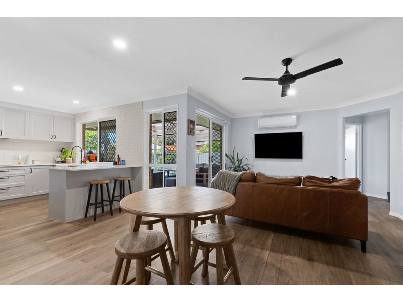 32 Bernheid Crescent, Sippy Downs QLD 4556