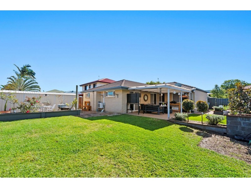 32 Bernheid Crescent, Sippy Downs QLD 4556