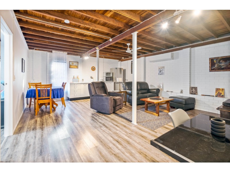 1 Casuarina Court, Highworth QLD 4560