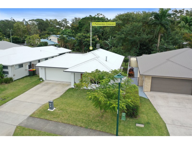7 Palmerston Crescent, Beerwah QLD 4519