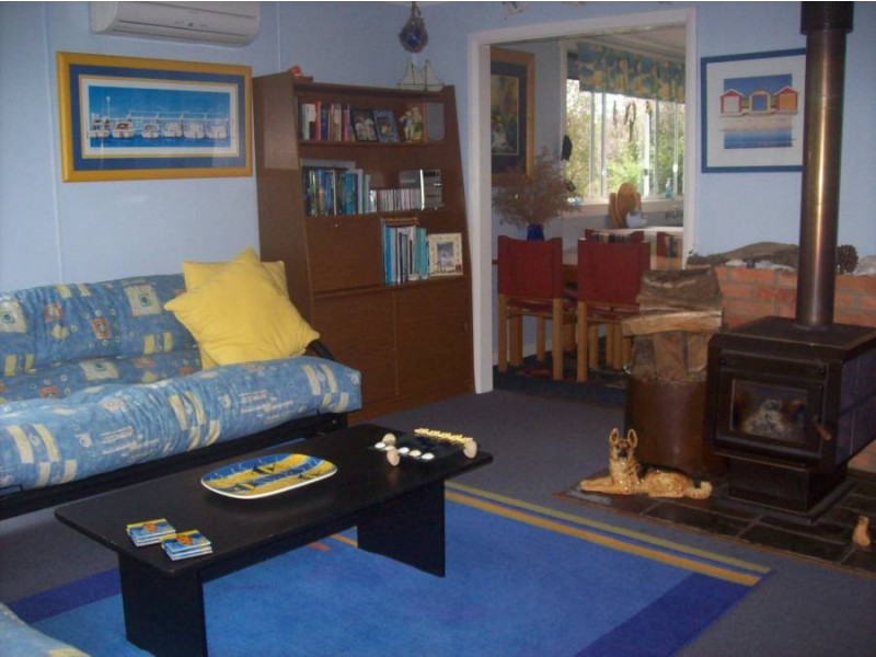 23 Beach Street, White Beach TAS 7184