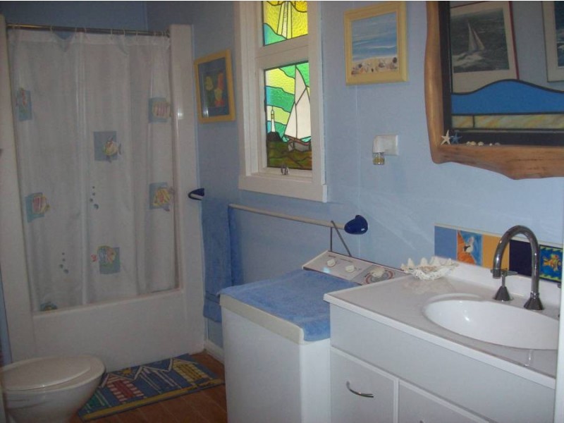 23 Beach Street, White Beach TAS 7184