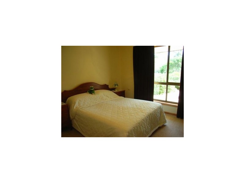 220 Bay Road, Boomer Bay TAS 7177