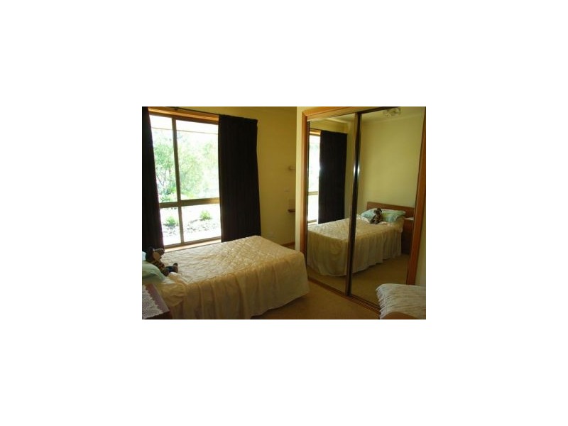 220 Bay Road, Boomer Bay TAS 7177