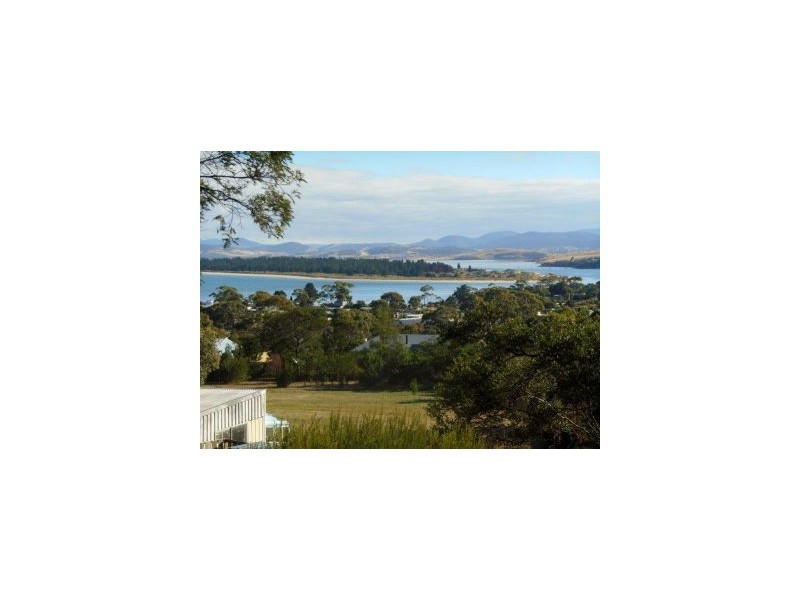 13 Hilltop Place, Dodges Ferry TAS 7173