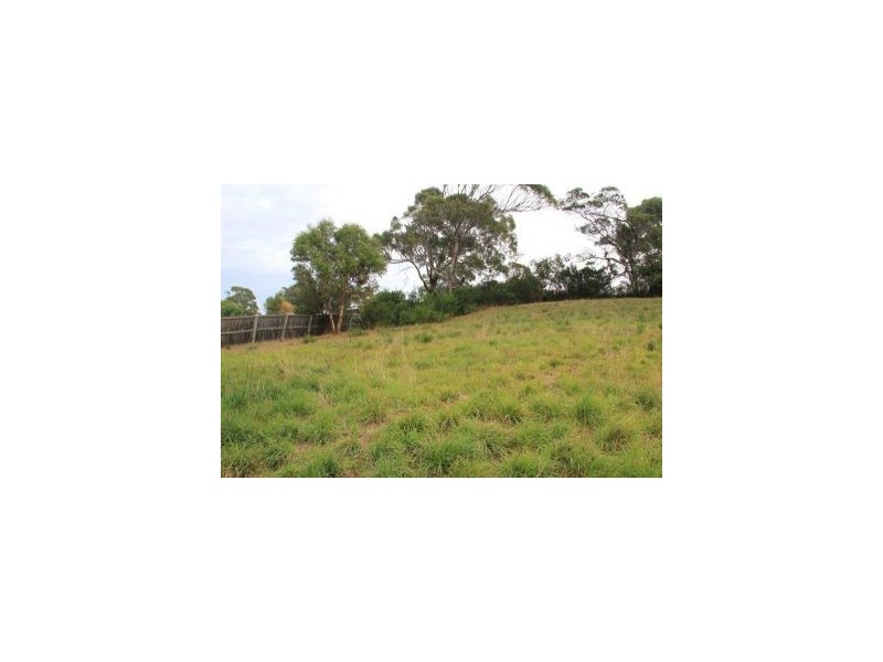 4 Wattle Road, Dodges Ferry TAS 7173