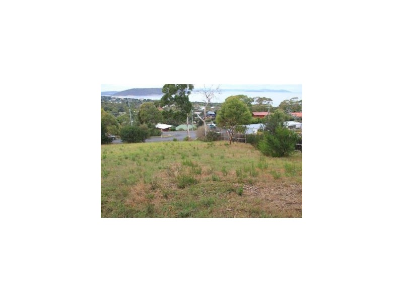4 Wattle Road, Dodges Ferry TAS 7173