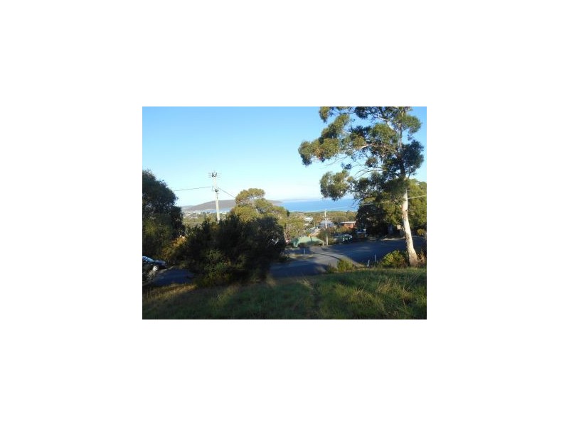 6 Wattle Road, Dodges Ferry TAS 7173