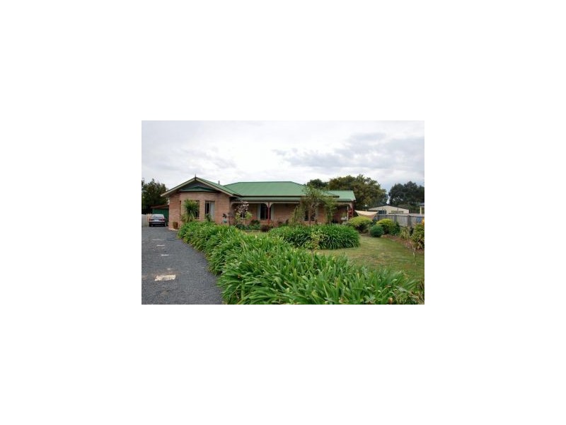 6 Fern Close, Dodges Ferry TAS 7173