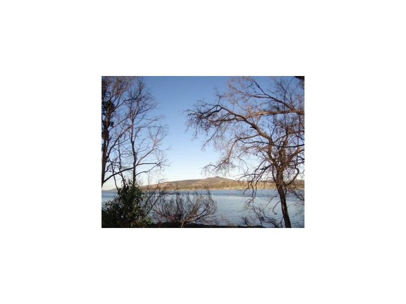 20 Esplande, Dunalley TAS 7177