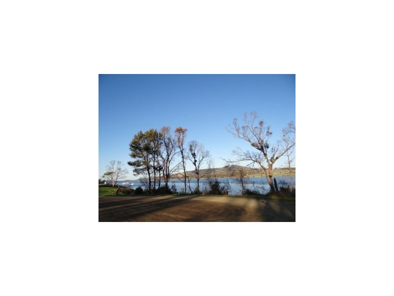 20 Esplande, Dunalley TAS 7177
