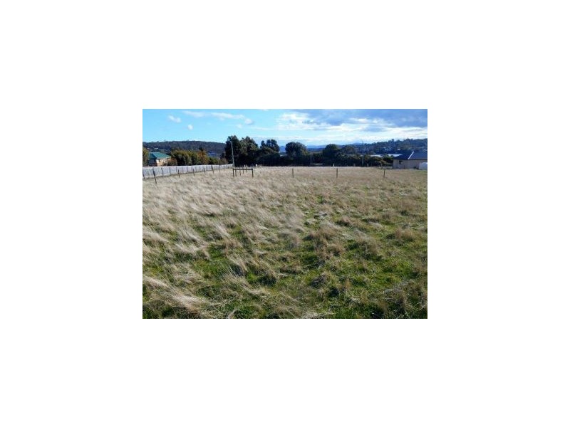 31 Colleen Crescent, Primrose Sands TAS 7173
