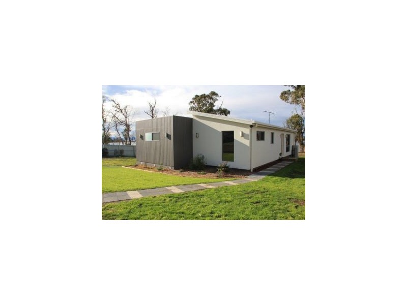 86 Bay Road, Boomer Bay TAS 7177