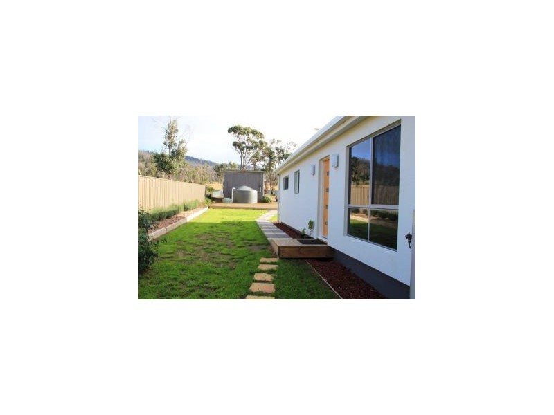 86 Bay Road, Boomer Bay TAS 7177