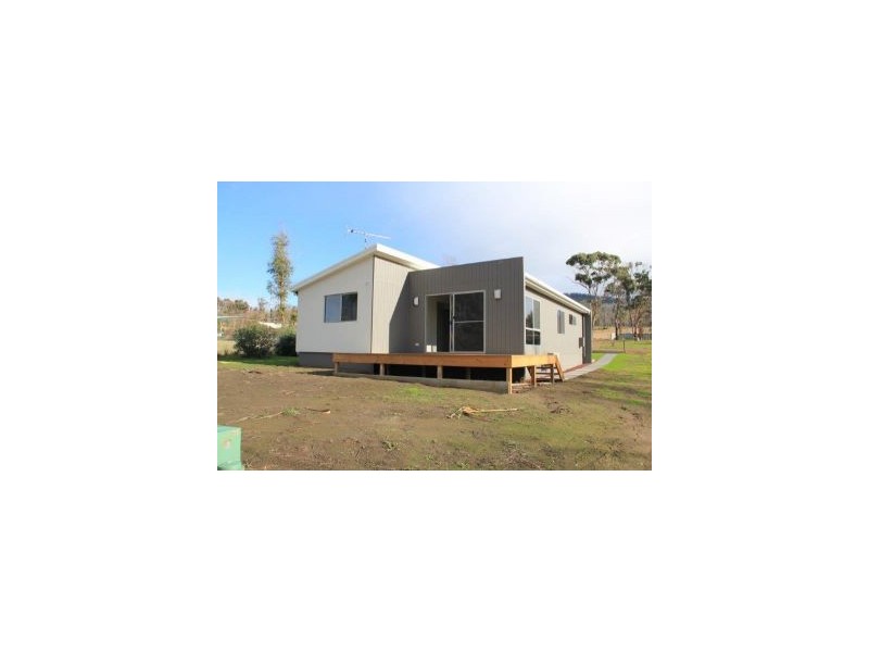 86 Bay Road, Boomer Bay TAS 7177