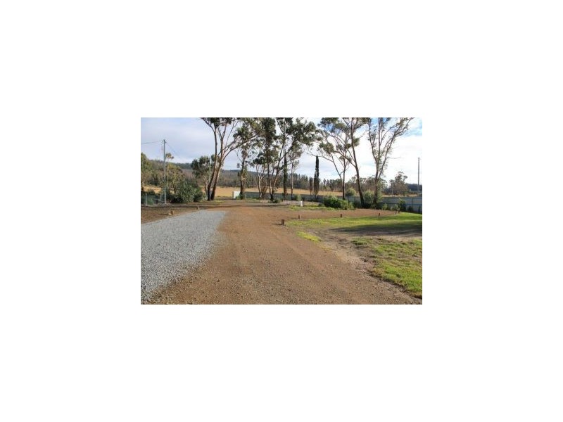 86 Bay Road, Boomer Bay TAS 7177