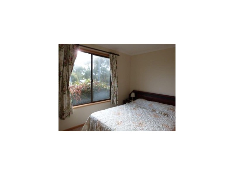26 Wedge Avenue, White Beach TAS 7184